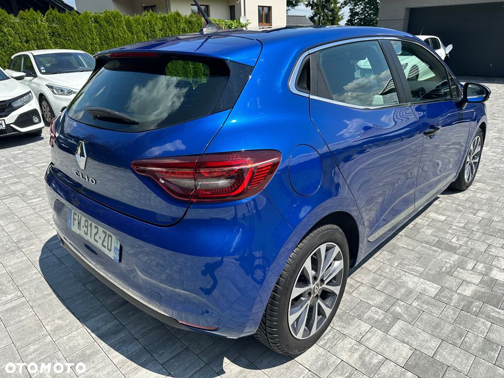 Renault Clio - 22