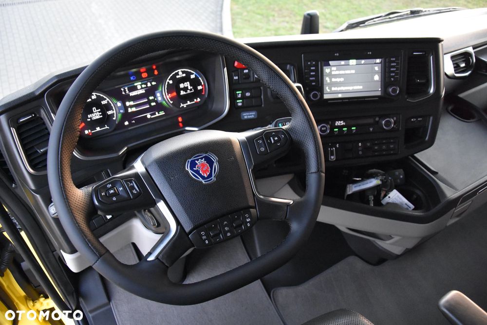 Scania S450 / ALU-FELGI / VIRTUALNE ZEGARY / CENTRALNE SMAROWANIE / SKÓRA / FULL LED / STANDARD / RETARDER / HYDRAULIKA ! PTO! Jak nowa ! ! - 33