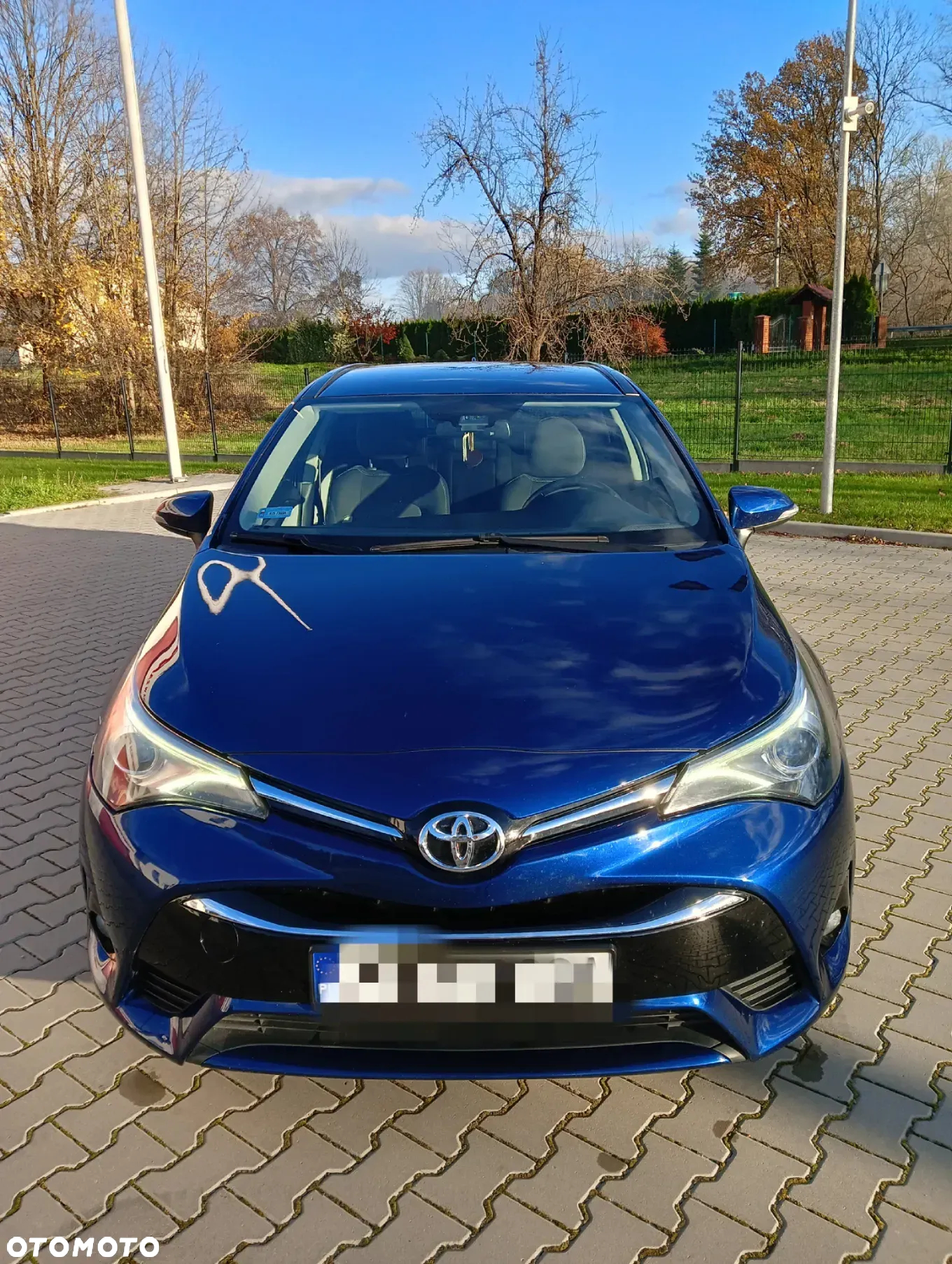 Toyota Avensis 2.0 D-4D Premium - 9