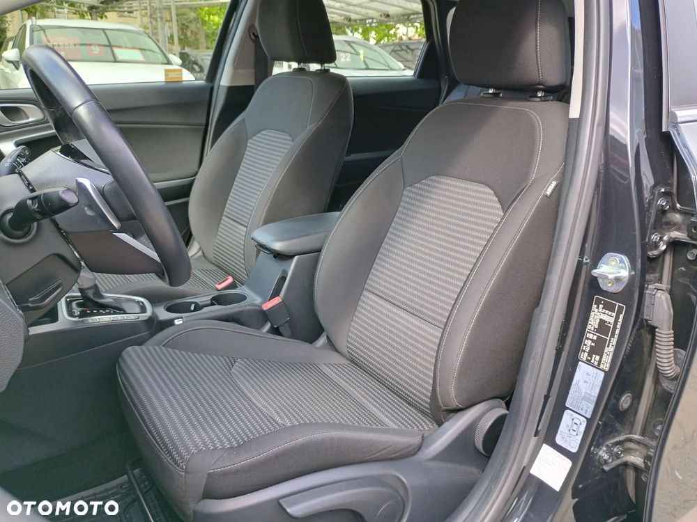 Kia Ceed 1.5 T-GDI MHEV M DCT - 12