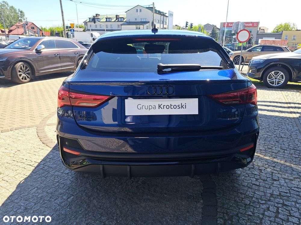 Audi Q3 Sportback - 3