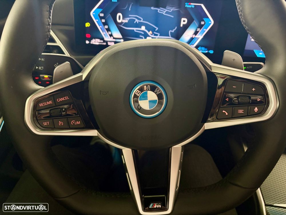 BMW 330 e Pack Desportivo M Auto - 9