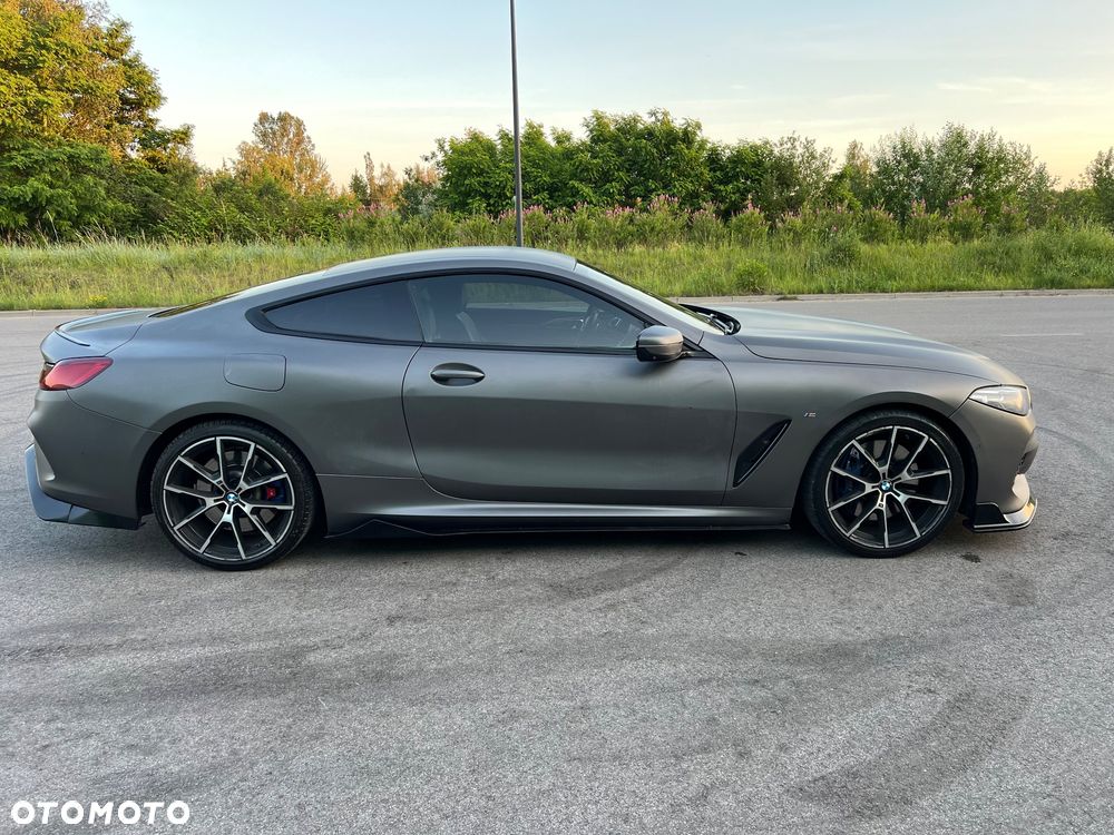 BMW Seria 8 - 7