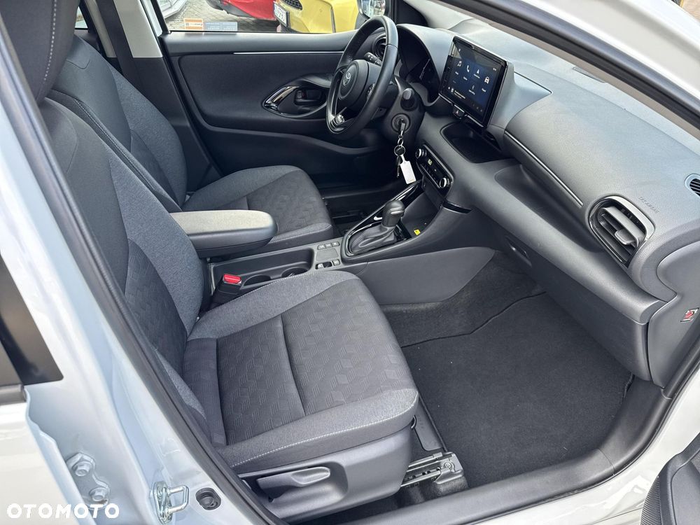 Toyota Yaris Hybrid 1.5 Style - 9
