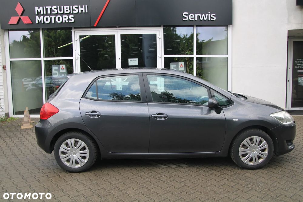 Toyota Auris 1.6 VVT-i Luna