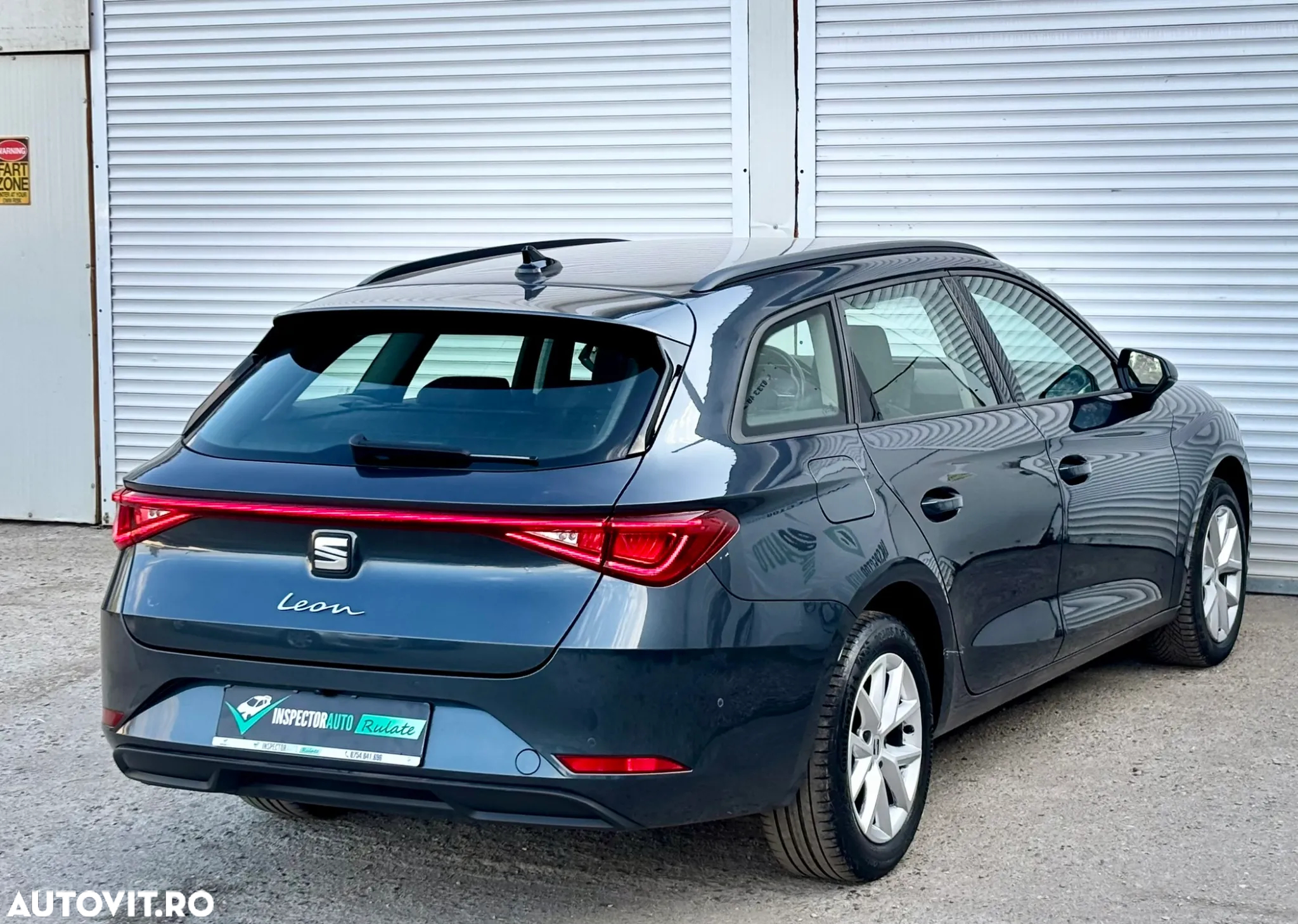 Seat Leon Sportstourer 2.0 TDI DSG Style Edition - 13