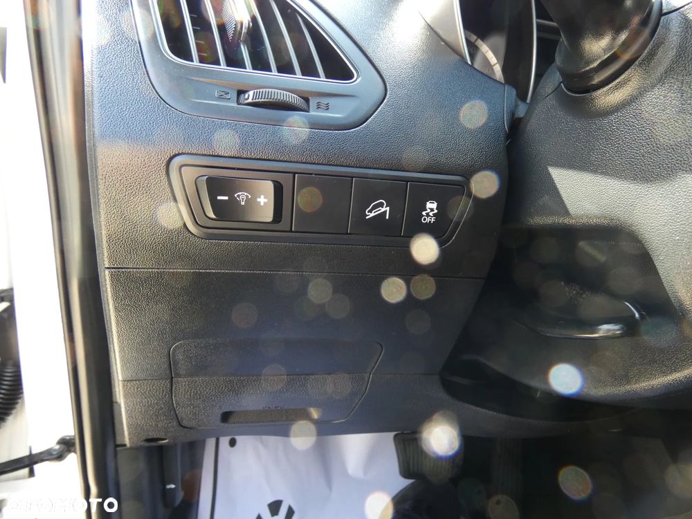 Hyundai ix35 2.0 2WD Automatik Trend - 19