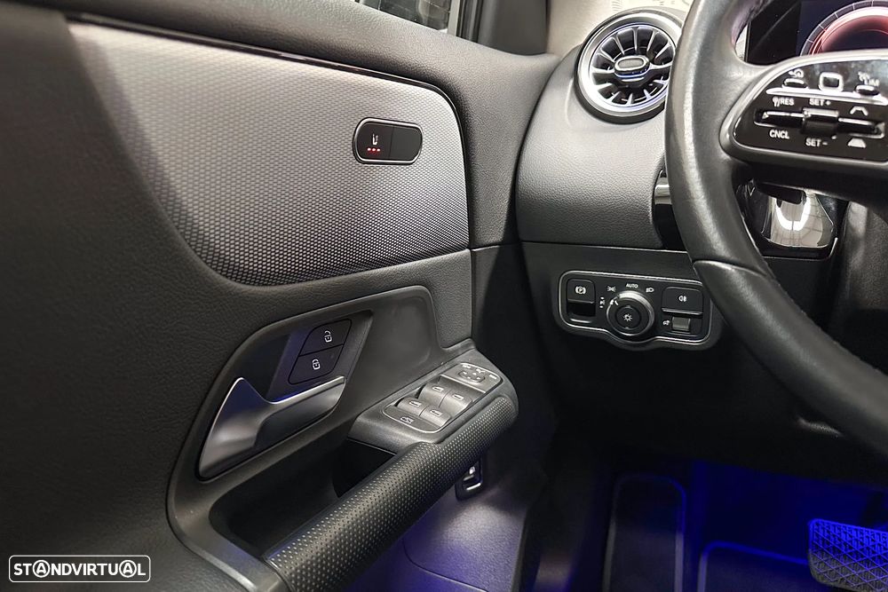 Mercedes-Benz GLA 250 e 8G-DCT Progressive - 49