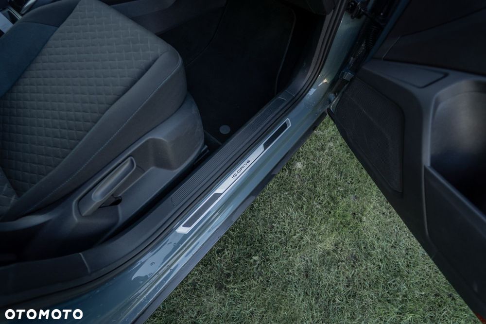 Volkswagen T-Roc 2.0 TDI SCR DSG IQ.DRIVE - 23