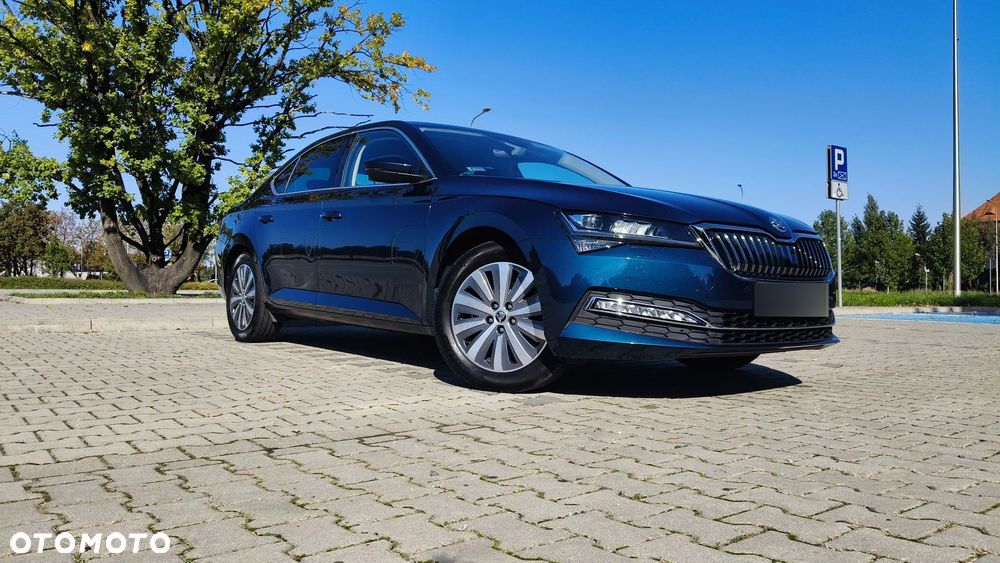 Skoda Superb 2021 photo 3