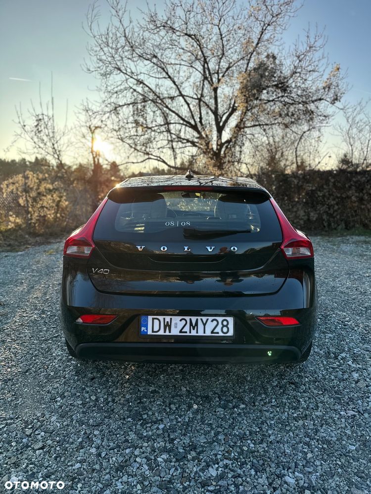 Volvo V40 D2 Drive-E Summum - 9