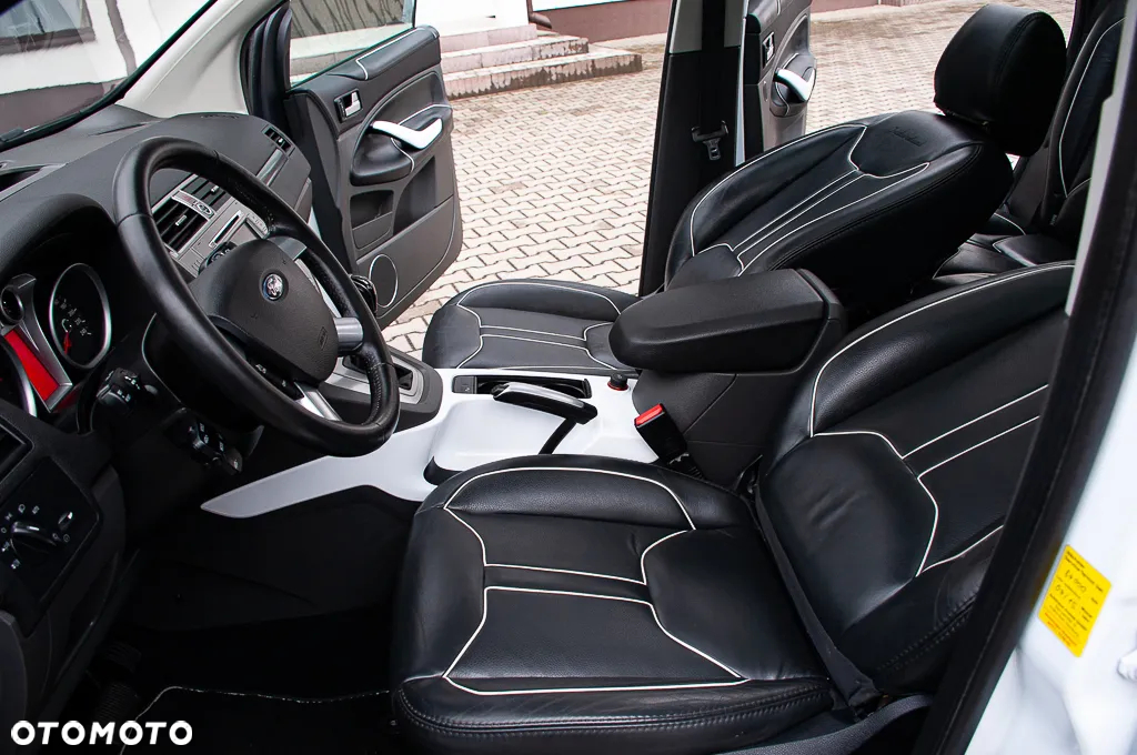 Ford Kuga 2.0 TDCi 4x4 Individual - 31