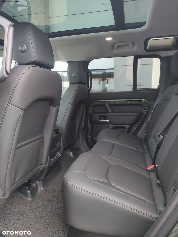 Land Rover Defender 3.0 D200 mHEV S - 22