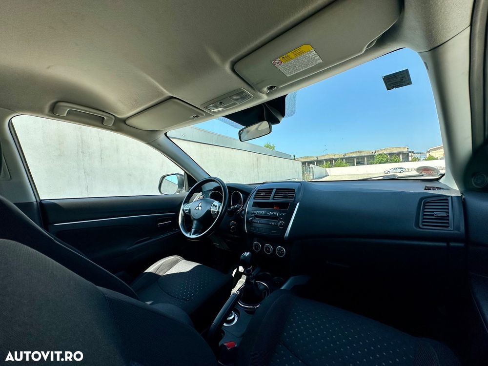 Mitsubishi ASX 1.8 DID 4WD Invite A13 - 8