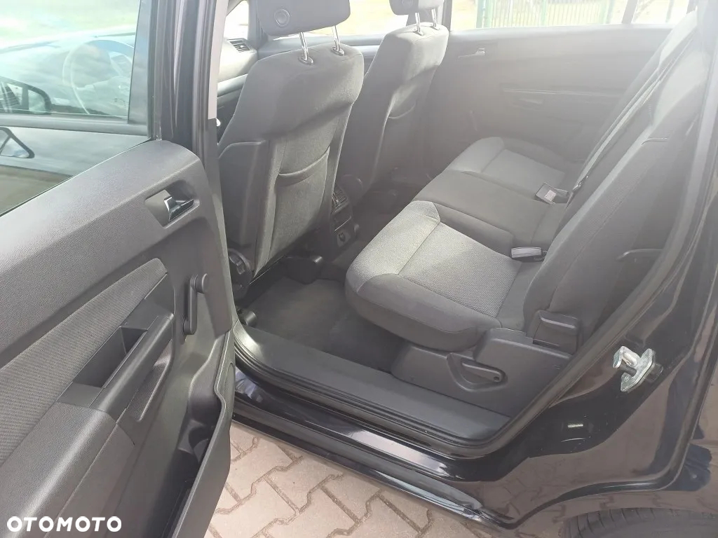 Opel Zafira 1.8 Active - 11