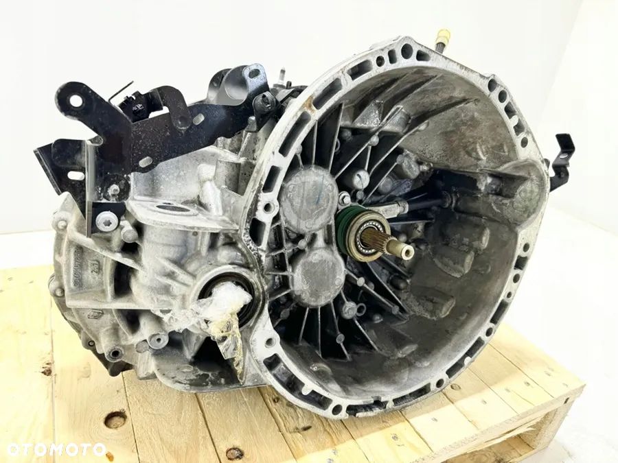 SKRZYNIA BIEGÓW MANUALNA RENAULT TRAFIC OPEL VIVARO NISSAN FIAT 2.0 DCI - PF6068 - 2