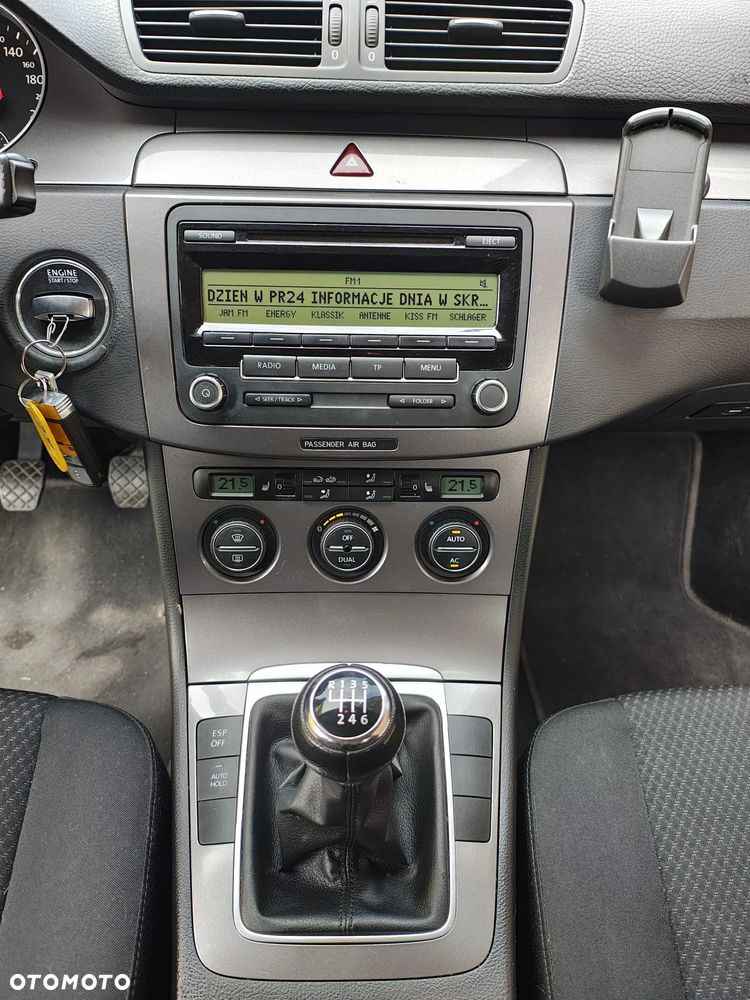 Volkswagen Passat 1.4 TSI BMT Comfortline - 7