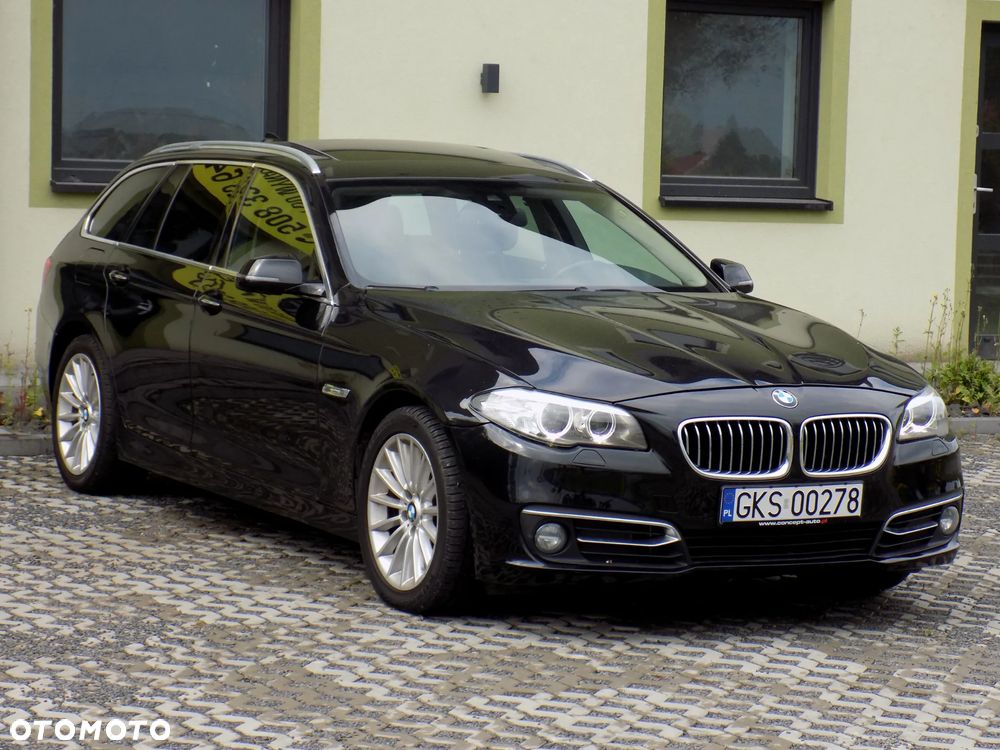 BMW Seria 5 525d Touring Sport-Aut Luxury Line - 3