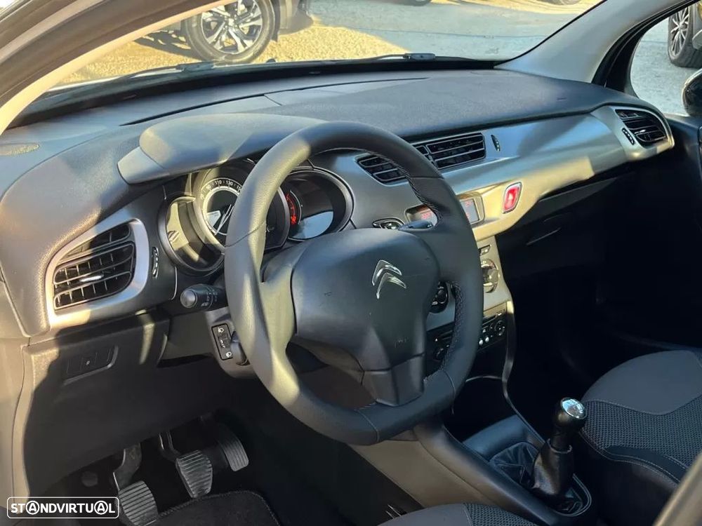 Citroën C3 1.0 PureTech Attraction - 3