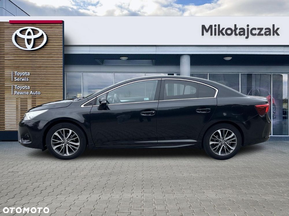 Toyota Avensis 1.8 Premium MS - 10