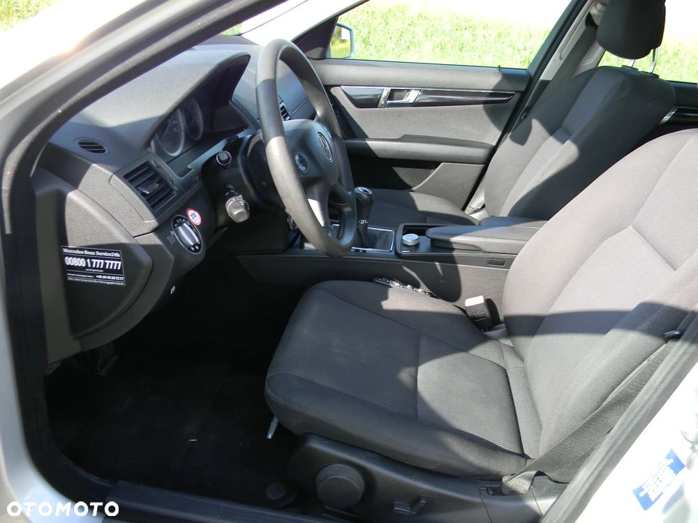 Mercedes-Benz Klasa C - 21