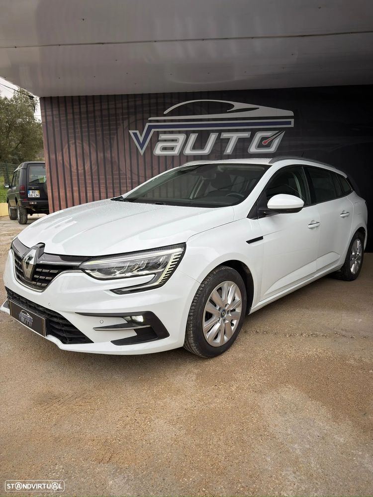 Renault Mégane E-Tech - 4