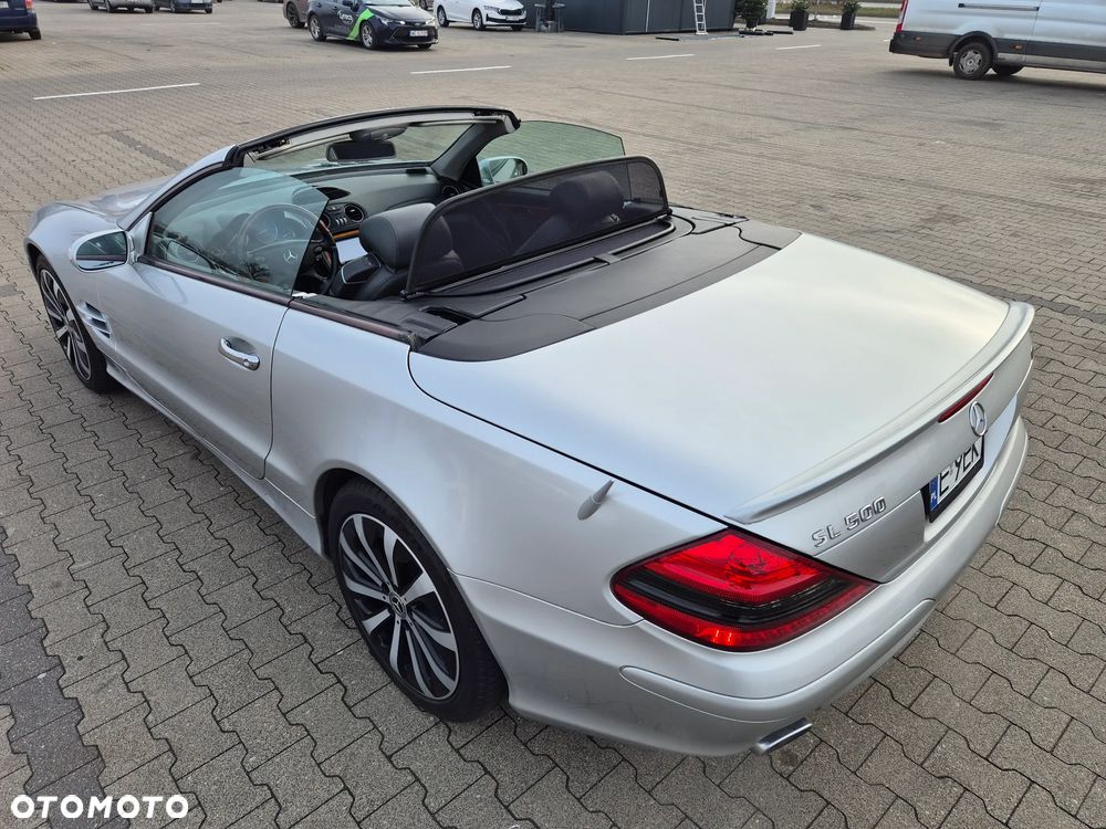 Mercedes-Benz SL - 29