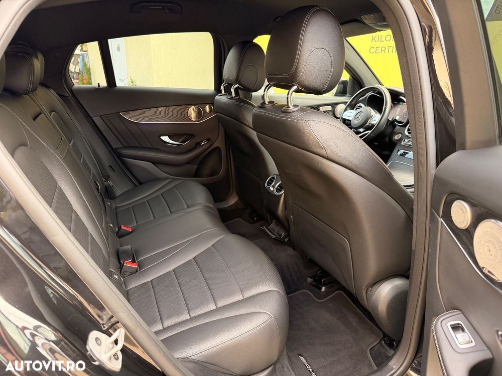Mercedes-Benz GLC 300 de 4Matic 9G-TRONIC AMG Line - 10
