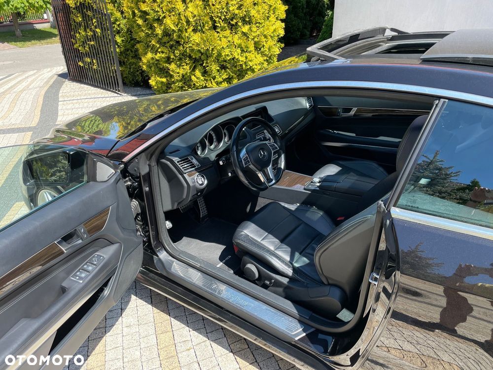 Mercedes-Benz Klasa E - 16