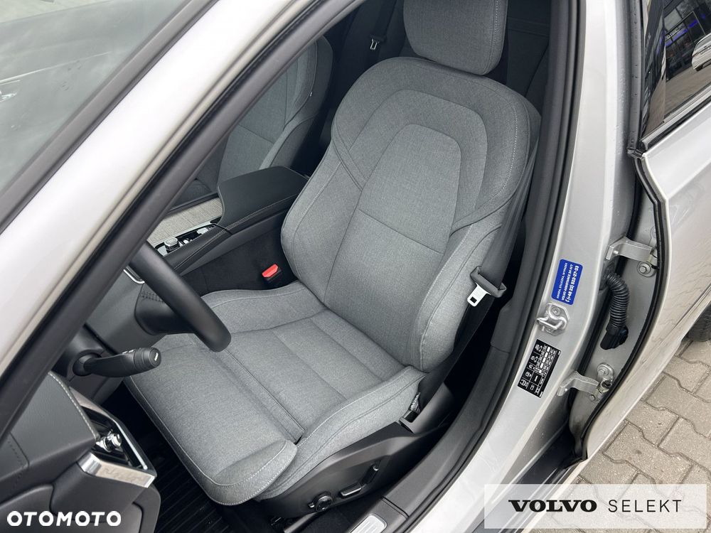 Volvo V90 Cross Country - 15