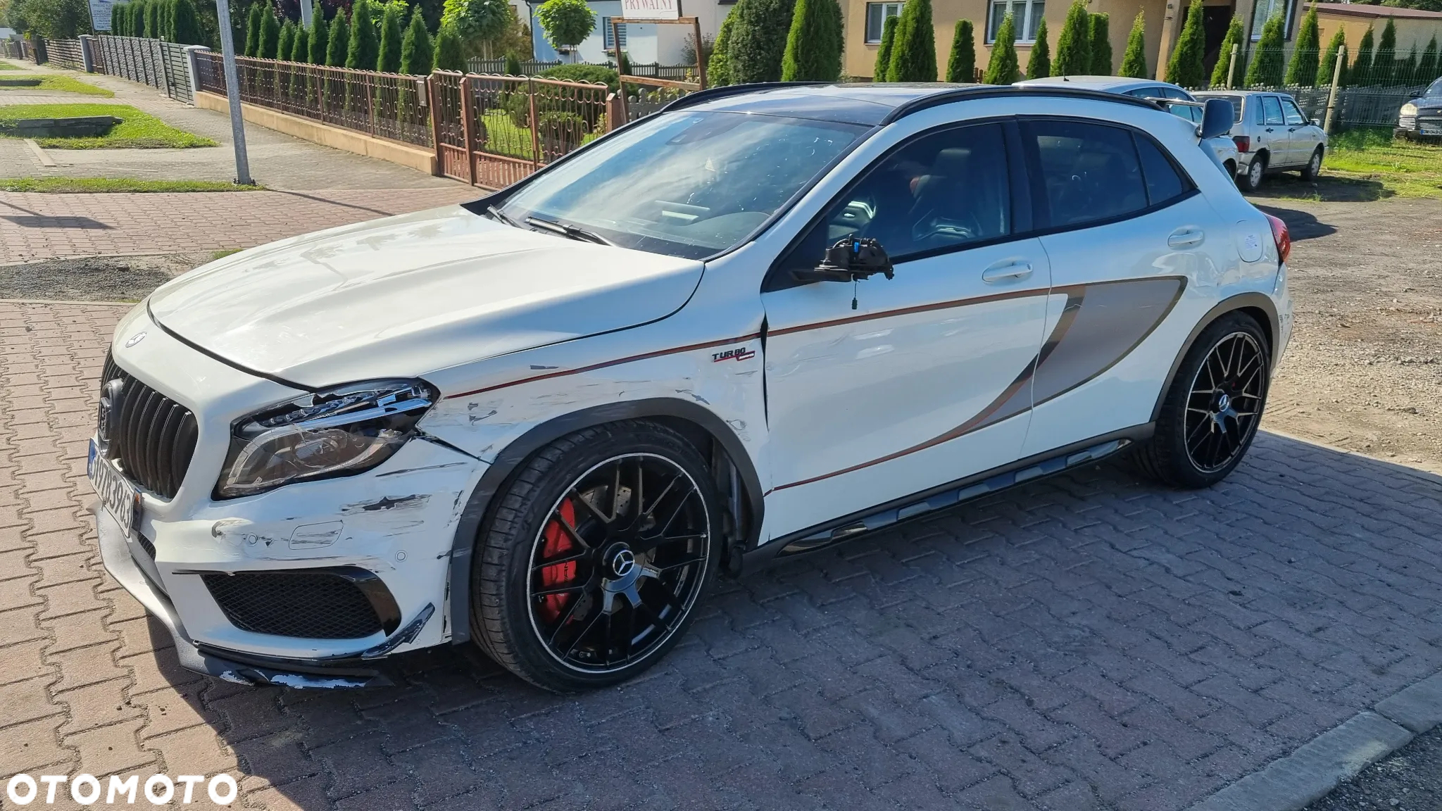 Mercedes-Benz GLA 45 AMG 4-Matic Edition 1 - 9