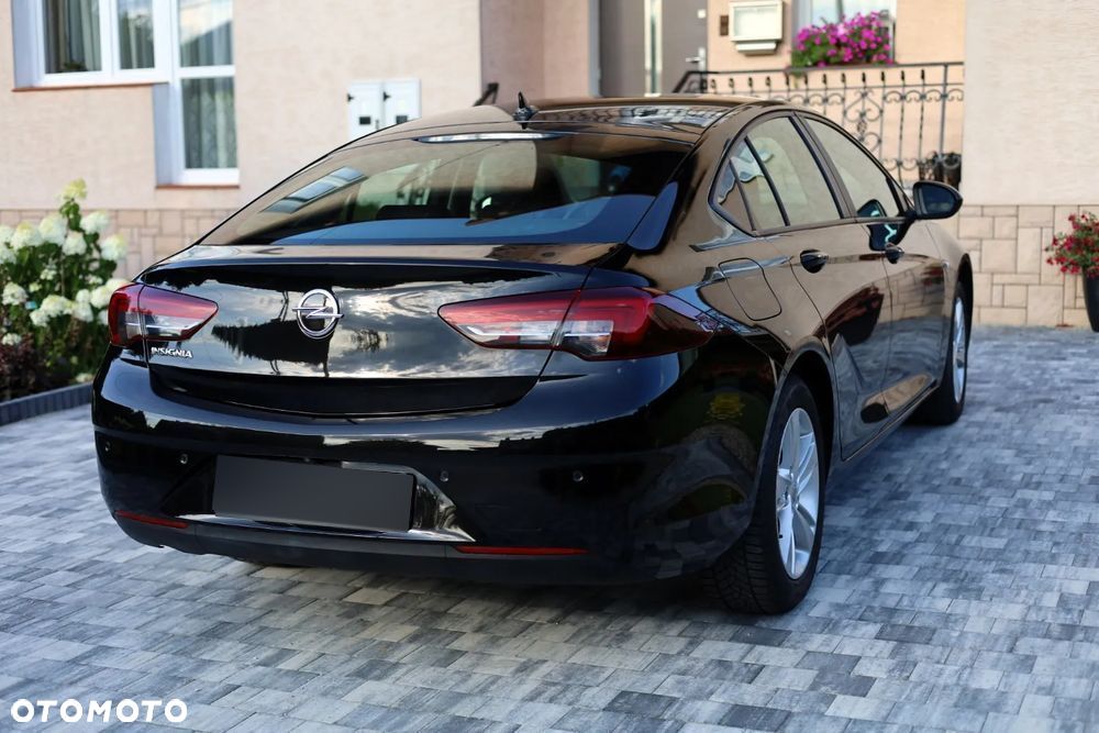 Opel Insignia 1.5 T Enjoy S&S - 23