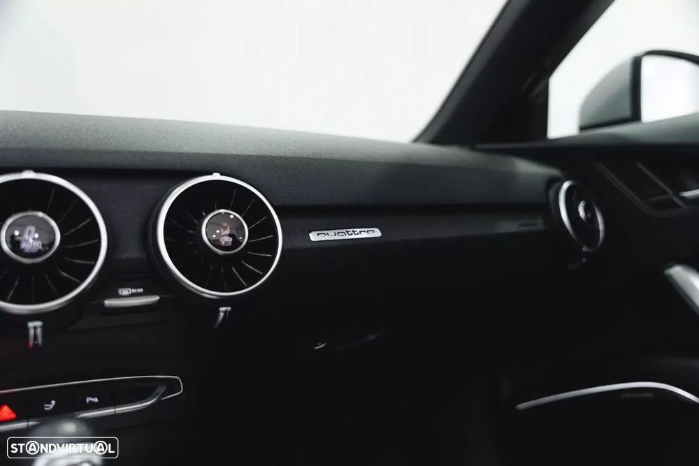 Audi TT Roadster 2.0 TFSi quattro S Tronic - 52