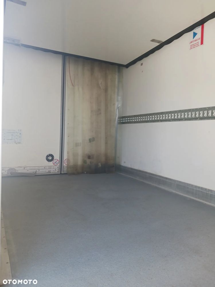 Mitsubishi Canter Fuso 9C18 2018r 299 tyś km Chłodnia Mroźnia Agregat CARRIER Supra 550 - 19