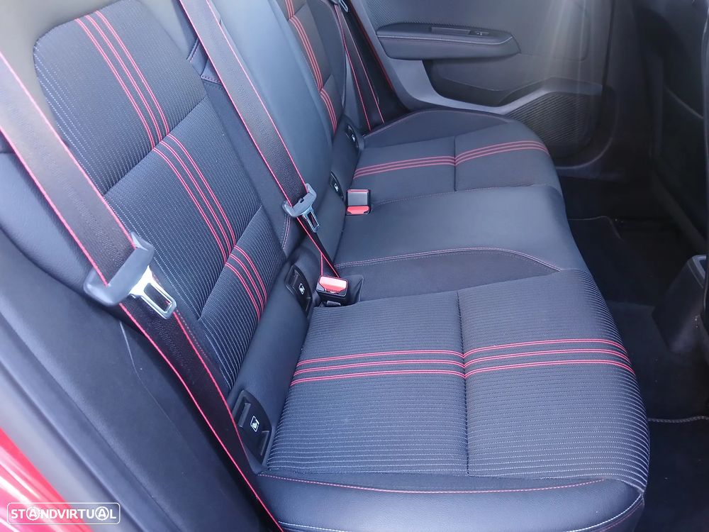 Renault Clio 1.0 TCe RS Line - 25