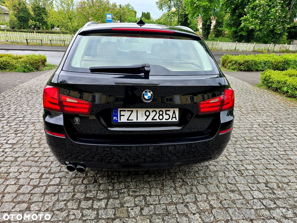 BMW Seria 5 520i Luxury Line - 7