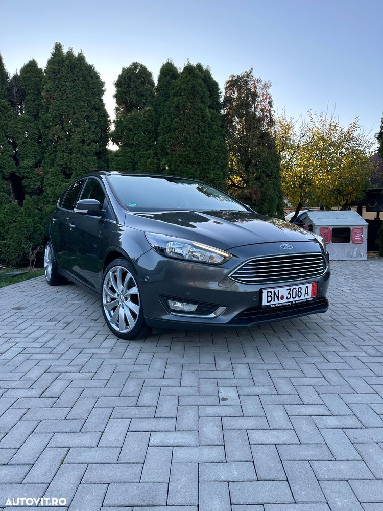 Ford Focus 2.0 EcoBlue Start-Stopp-System TITANIUM - 10