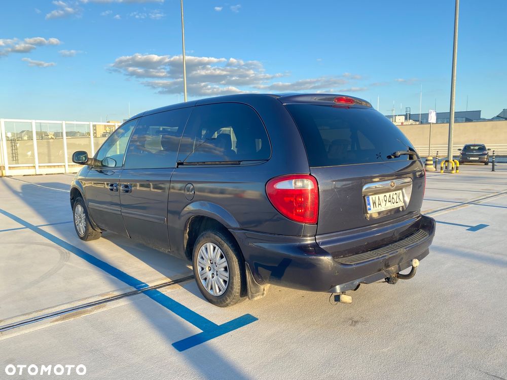 Chrysler Town & Country 3.3 LX - 4