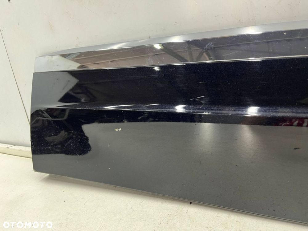 Listwa VW Touareg III 2018r.- PRAWA tylna dolna nakładka drzwi chromowana prawy tył 760854950f - 6