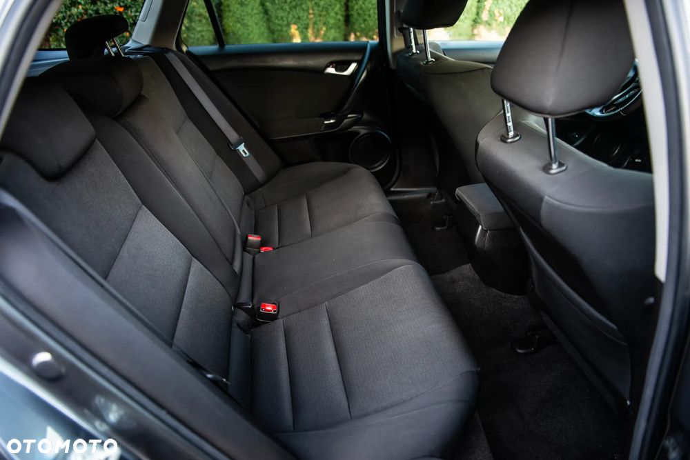 Honda Accord 2.0 Executive - 25