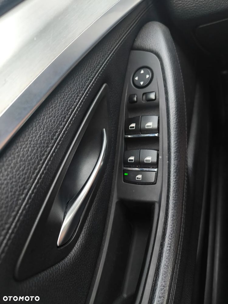 BMW Seria 5 520d - 15