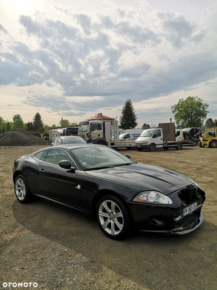 Jaguar XK - 18