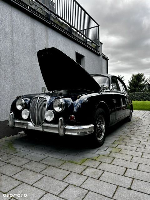 Jaguar Daimler - 17
