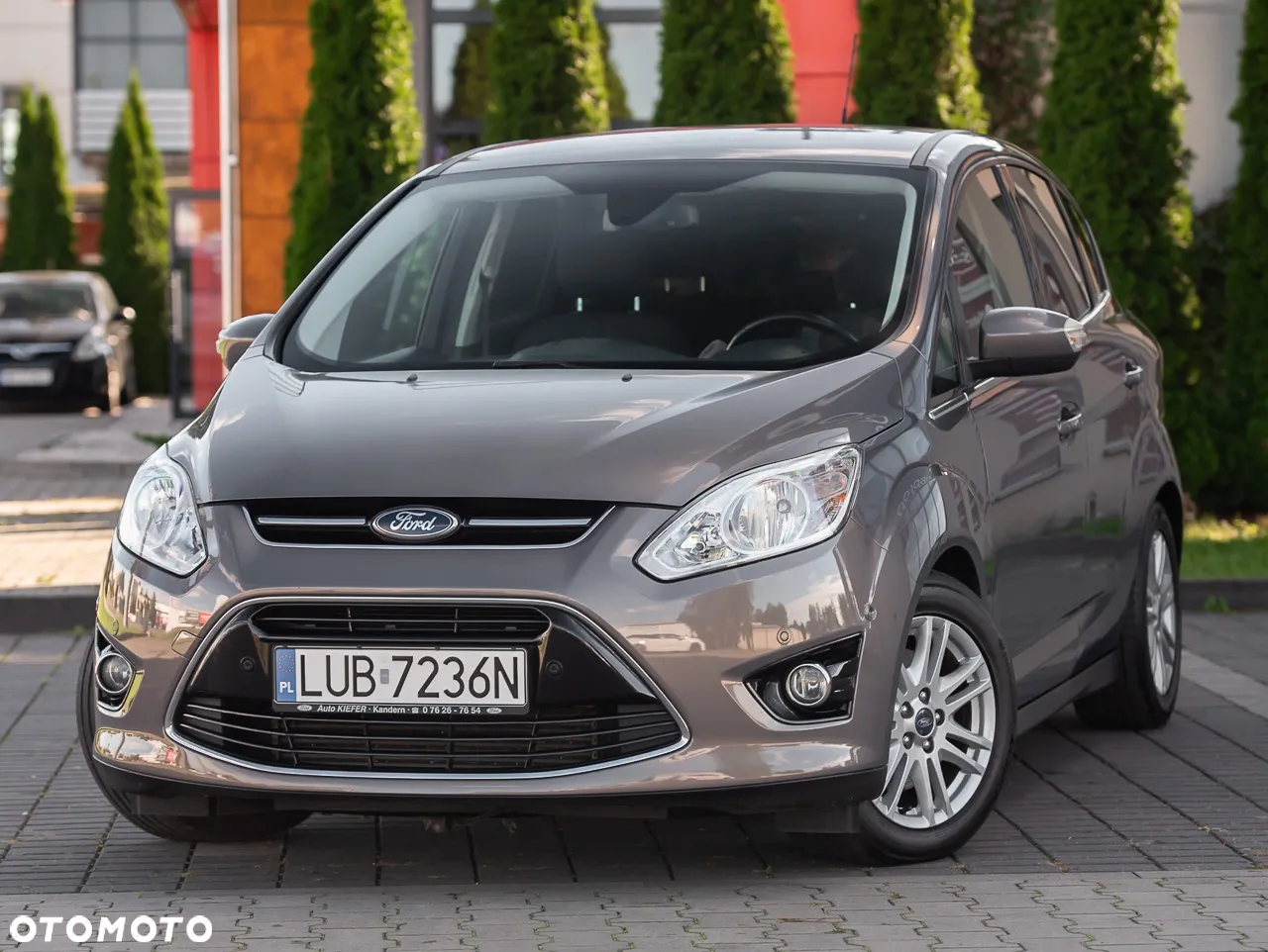 Ford C-MAX 2.0 TDCi Titanium - 12