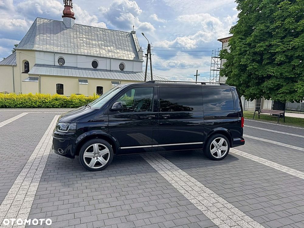 Volkswagen Multivan - 10