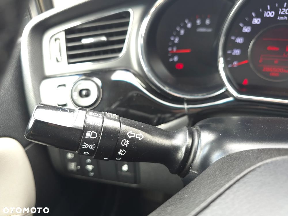 Kia Ceed 1.6 CRDi 128 Vision - 26