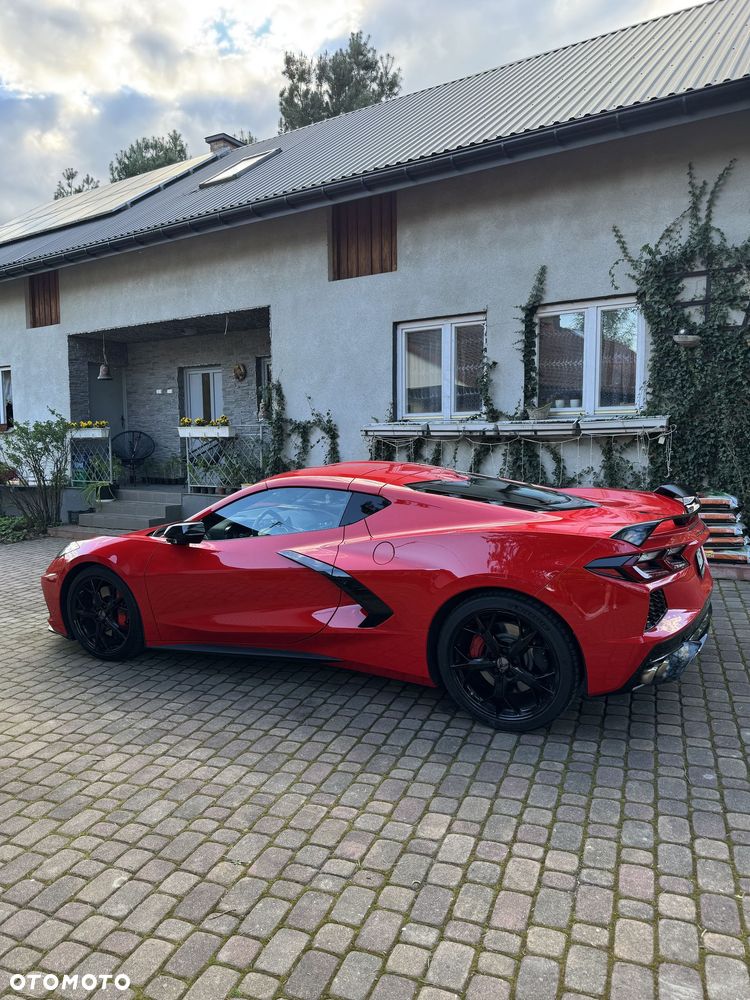 Chevrolet Corvette - 3