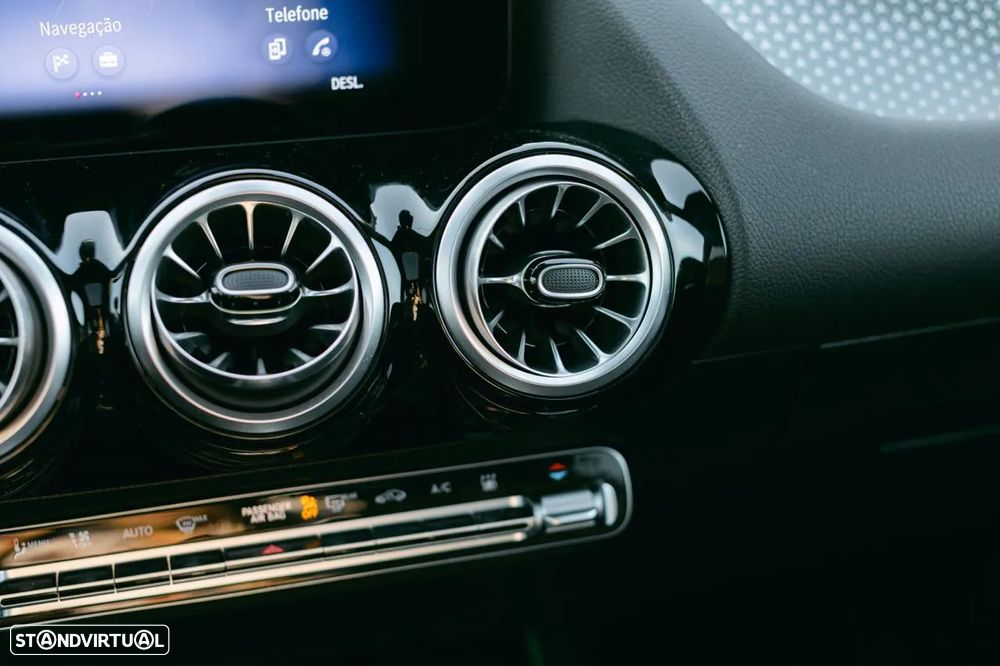 Mercedes-Benz EQA 350 4Matic AMG Line - 21