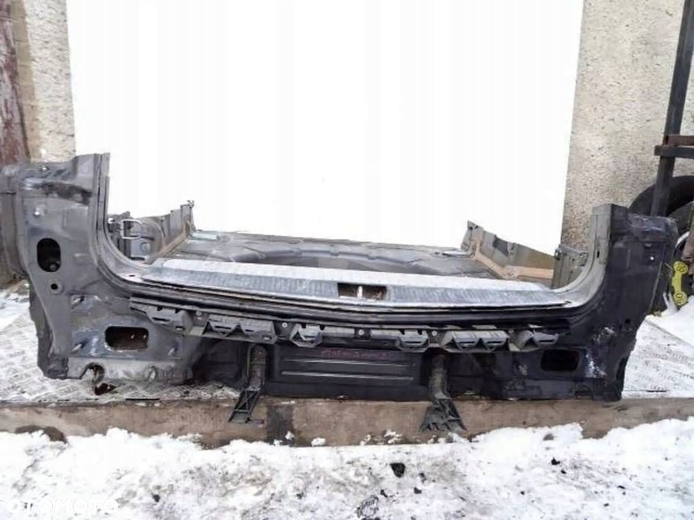 pas tylni wanna opel astra j 09-12 r. kombi zgal - 2