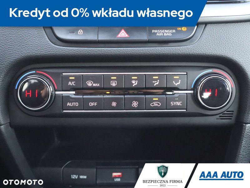Kia Ceed - 14
